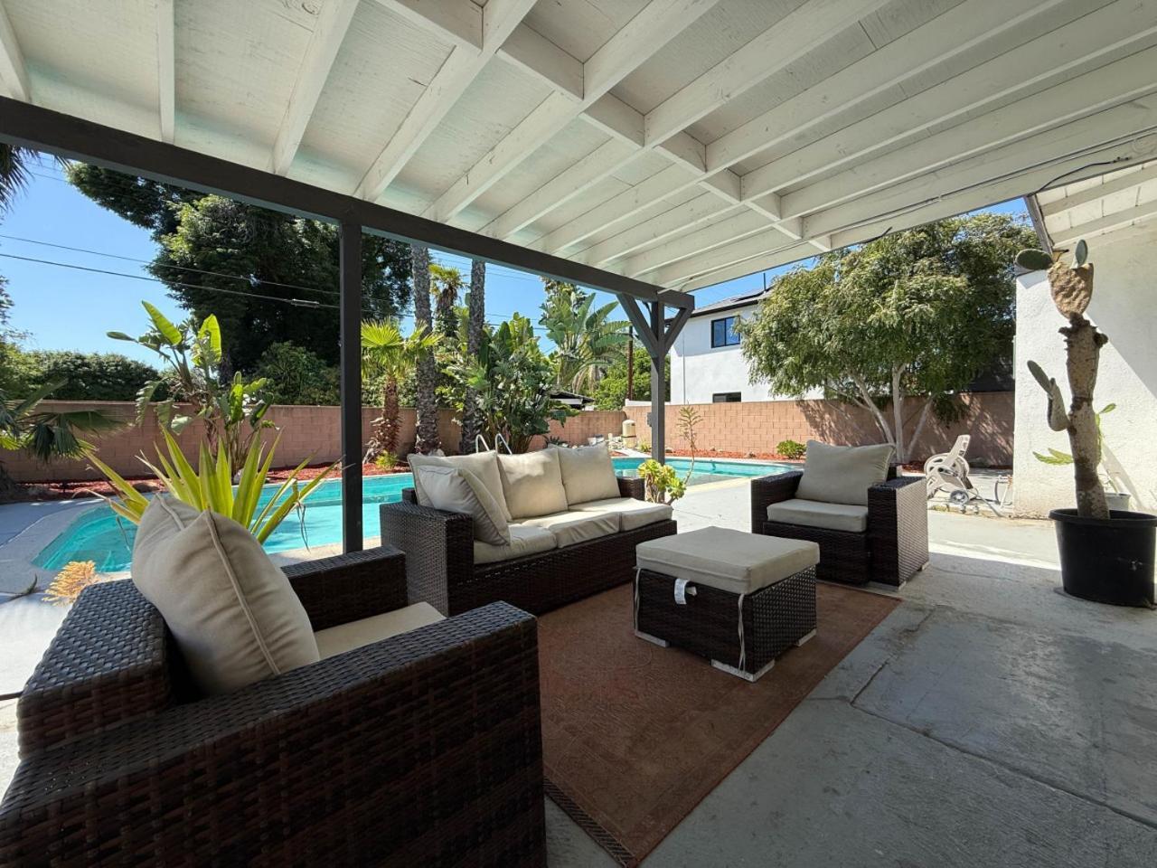 Holiday home Lovely 4br Family Haven With Pool And Backyard -fal-uc Los Angeles